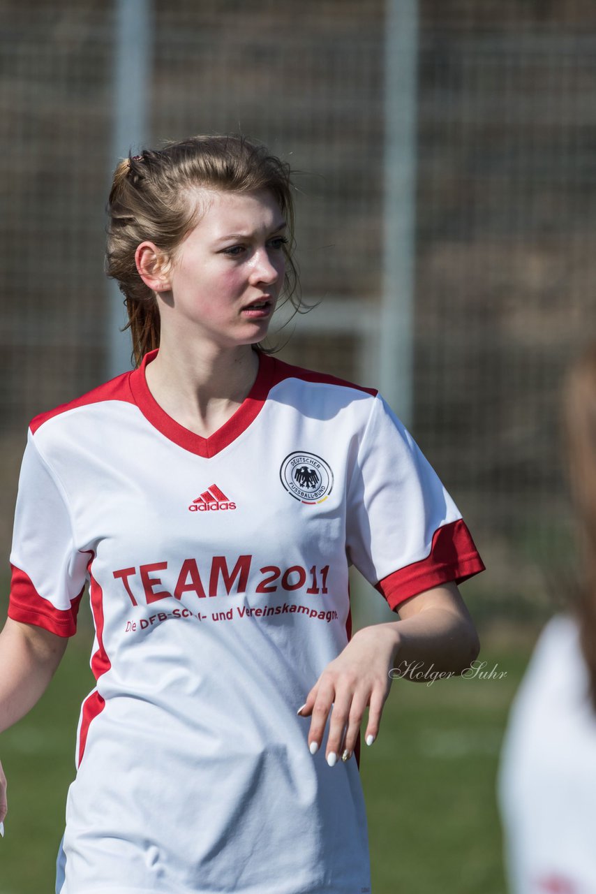 Bild 135 - Frauen SV Boostedt - Tralauer SV : Ergebnis: 12:0